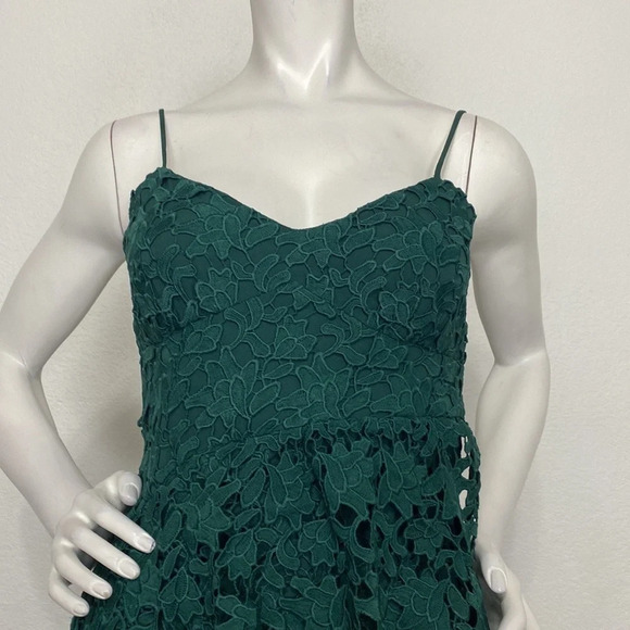 Club Monaco Eucalyptus Green Bliannah Lace V-Neck Peplum Knee Length Dress Sz. 2 - Picture 4 of 11